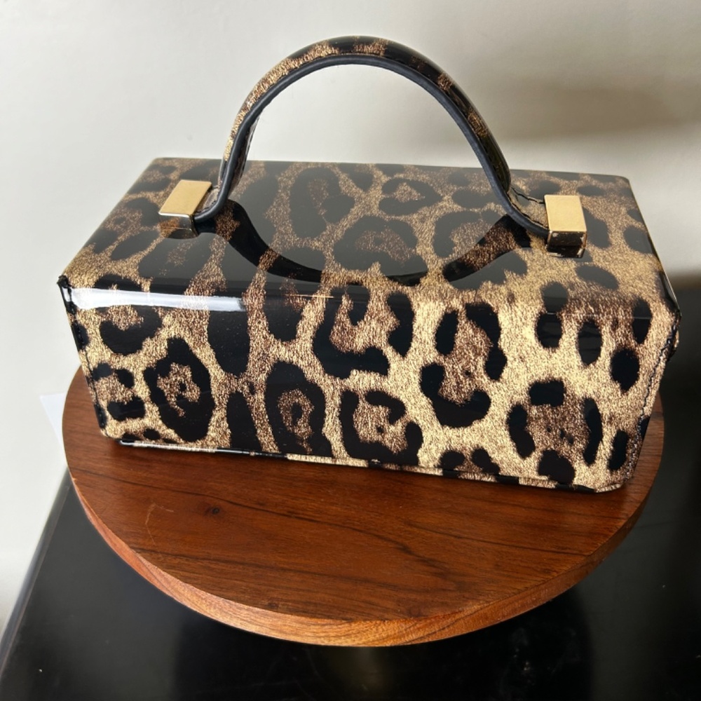 Mini Leopard Print Crossbody Box Bag w/ Straw Hat - Picture 4 of 13